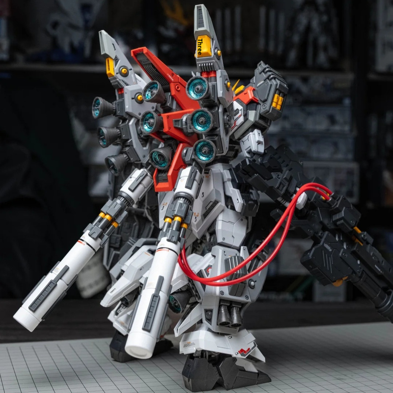 ZZA REGUS GZSS-OX-001 Captain  - Model Kit Fenrir recensione e prezzo