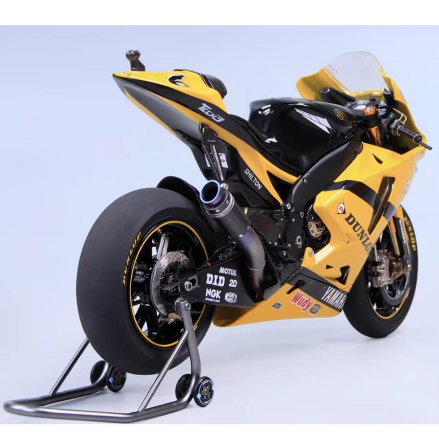 BEEMAX BX13002 1/12 Yamaha YZR - Model Kit Nissan Skyline recensione e prezzo
